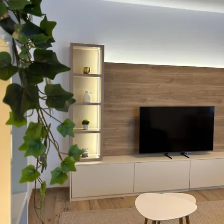 Apartment Exigent Cosy Bucharest